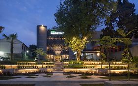 Nindya Biodistrict Hotel Bandung